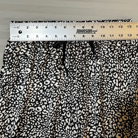 Tart Pajamas Set Size Small Black & White NEW WITH TAGS - Picture 6 of 9